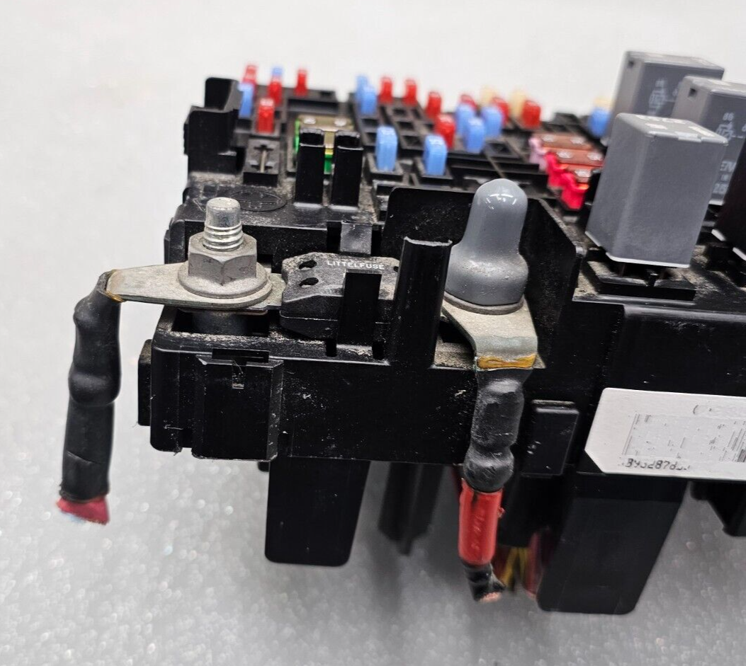 🔥07-09 Equinox Torrent Engine Fuse Relay Box Control Junction Module TIPM Unit