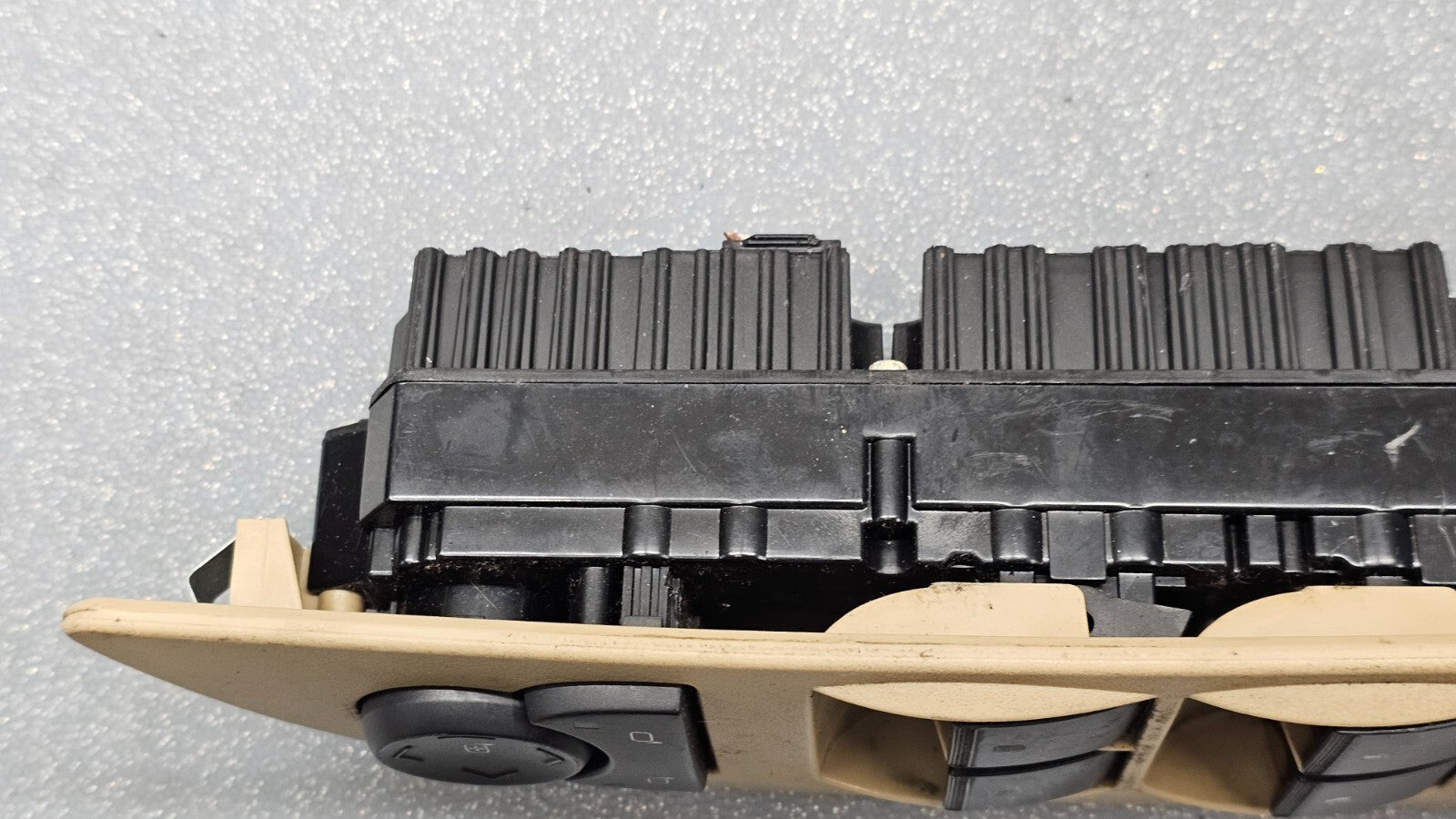 🔥06-11 Buick Lucerne Front Left Driver Master Power Door Window Switch Tan OEM
