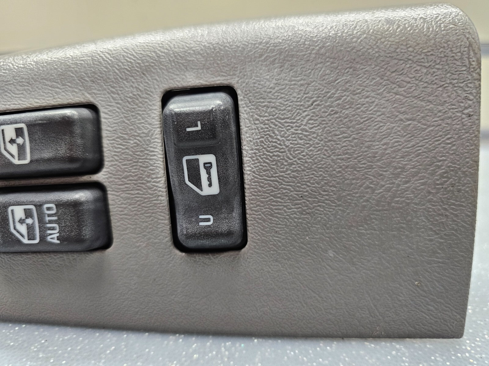 🔥99-02 Silverado SIERRA LEFT Driver Master Door Power Window Switch Gray WS4