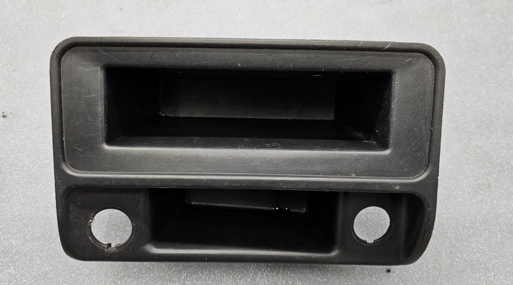 🔥03-06 SILVERADO SIERRA YUKON CENTER CONSOLE STORAGE BEZEL ASH TRAY CUBBY BLACK