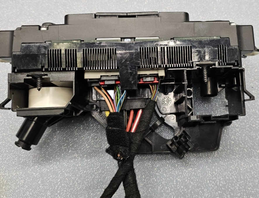 🔥09-13 VW Tiguan Passat Dash AC Heater Climate Temperature Control Conditioning