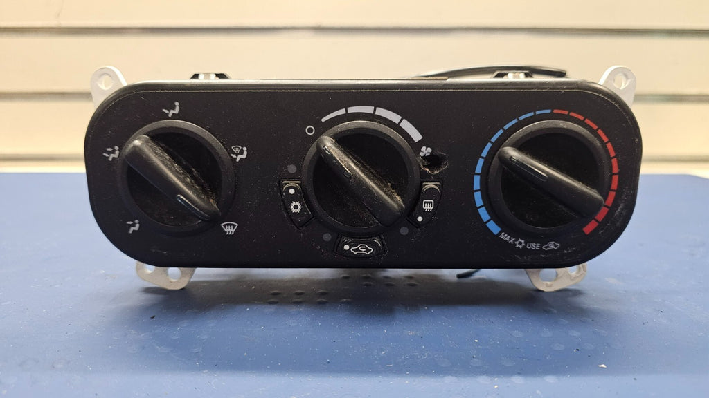07-09 Patriot Compass Caliber Dash Heater Climate Temperatur Control Conditioner