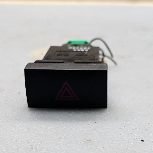 🔥04-09 Kia Cerato/Spectra Hazard Warning light switch Black OEM