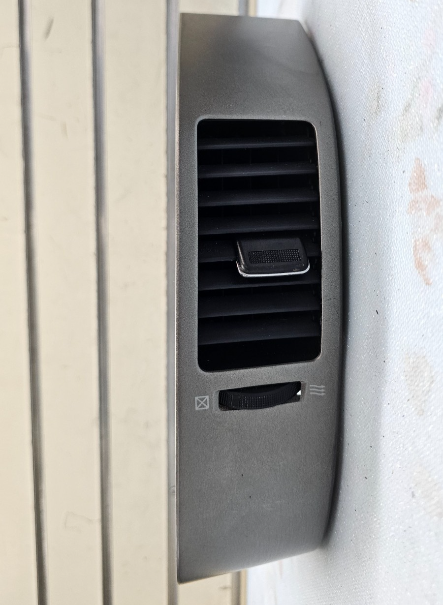 🔥04-09 Toyota PRIUS Dash Right Passenger AC A/C AIR VENT HEATER Panel SILVER