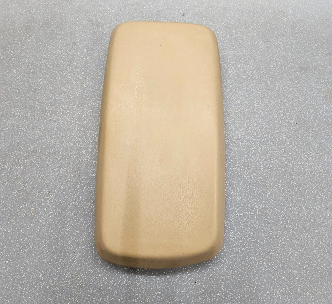 05-09 EQUINOX TORRENT Front Floor Center Console Lid Armrest Top Pad Storage Tan