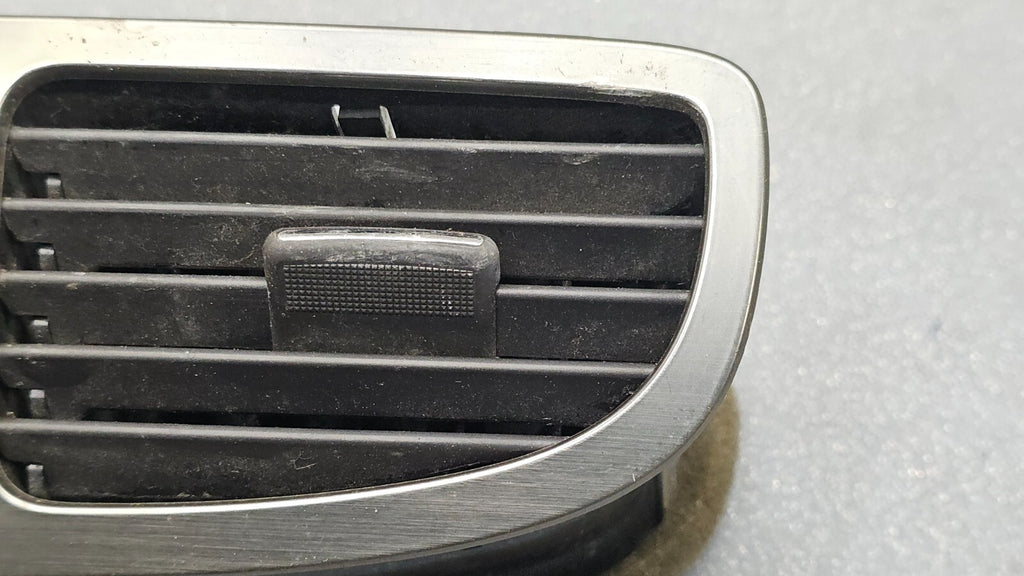 🔥07-14 Escalade Tahoe Left Driver Dash Air Vent A/C AC Heater Panel Silver OEM