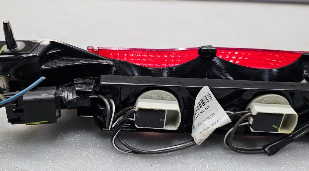 06-11 Chevy HHR Third High Mounted Brake Stop Light Lamp Rear Hatch Assembly OEM