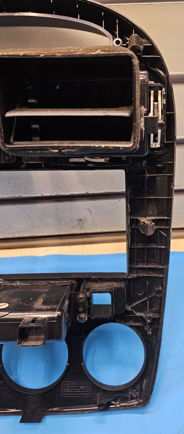 🔥07-09 Spectra Center Dash Radio Stereo Display Climate Trim Panel Bezel Black