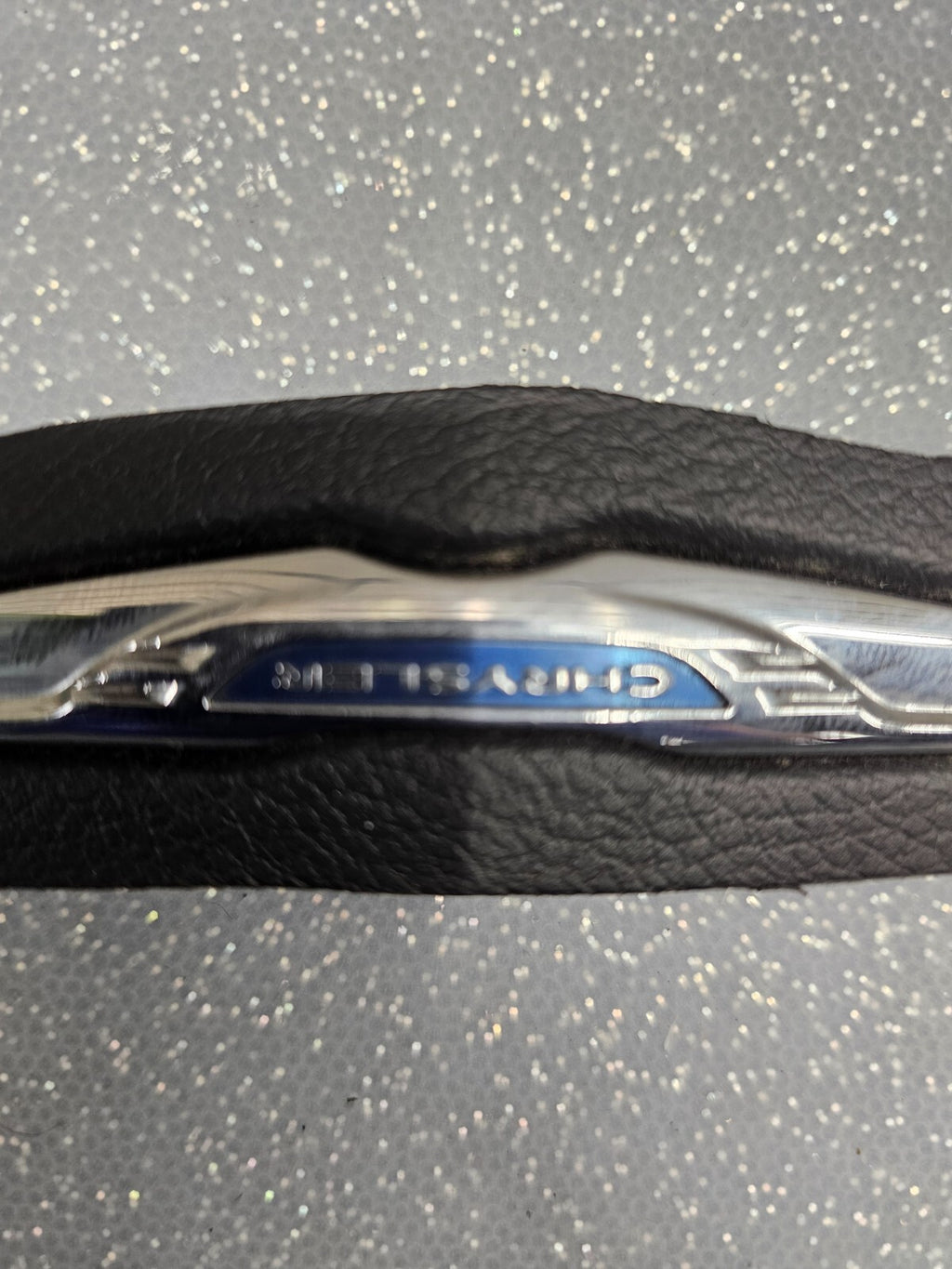 🔥11-17 Chrysler 200 300 Town Country SILVER Wheel BAG EMBLEM BADGE NAMEPLATE