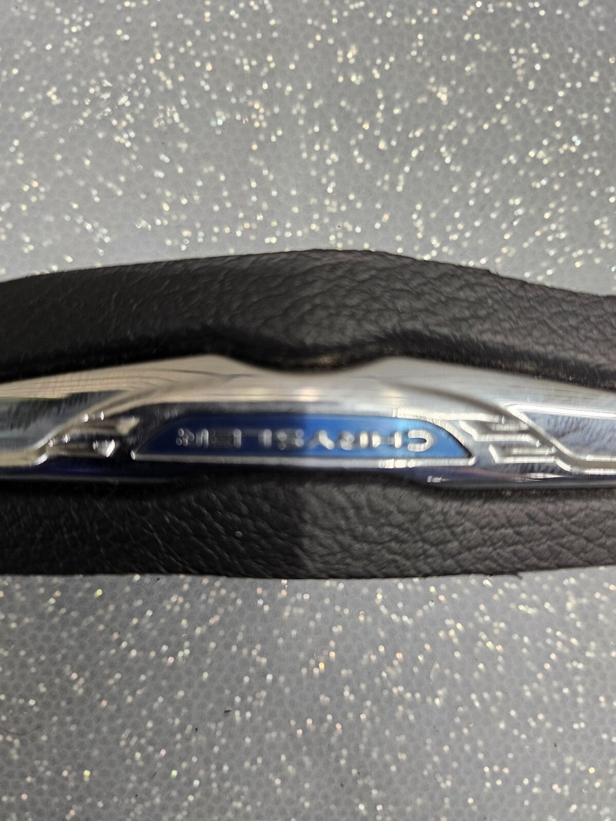 🔥11-17 Chrysler 200 300 Town Country SILVER Wheel BAG EMBLEM BADGE NAMEPLATE