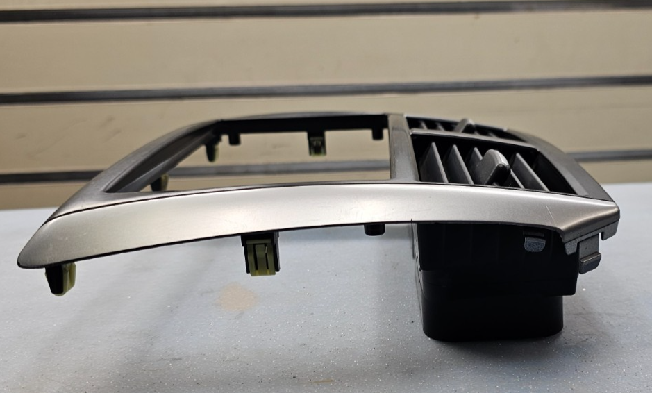 🔥2009-2013 Subaru Forester Center Dash Radio Bezel Trim With Air Vents OEM