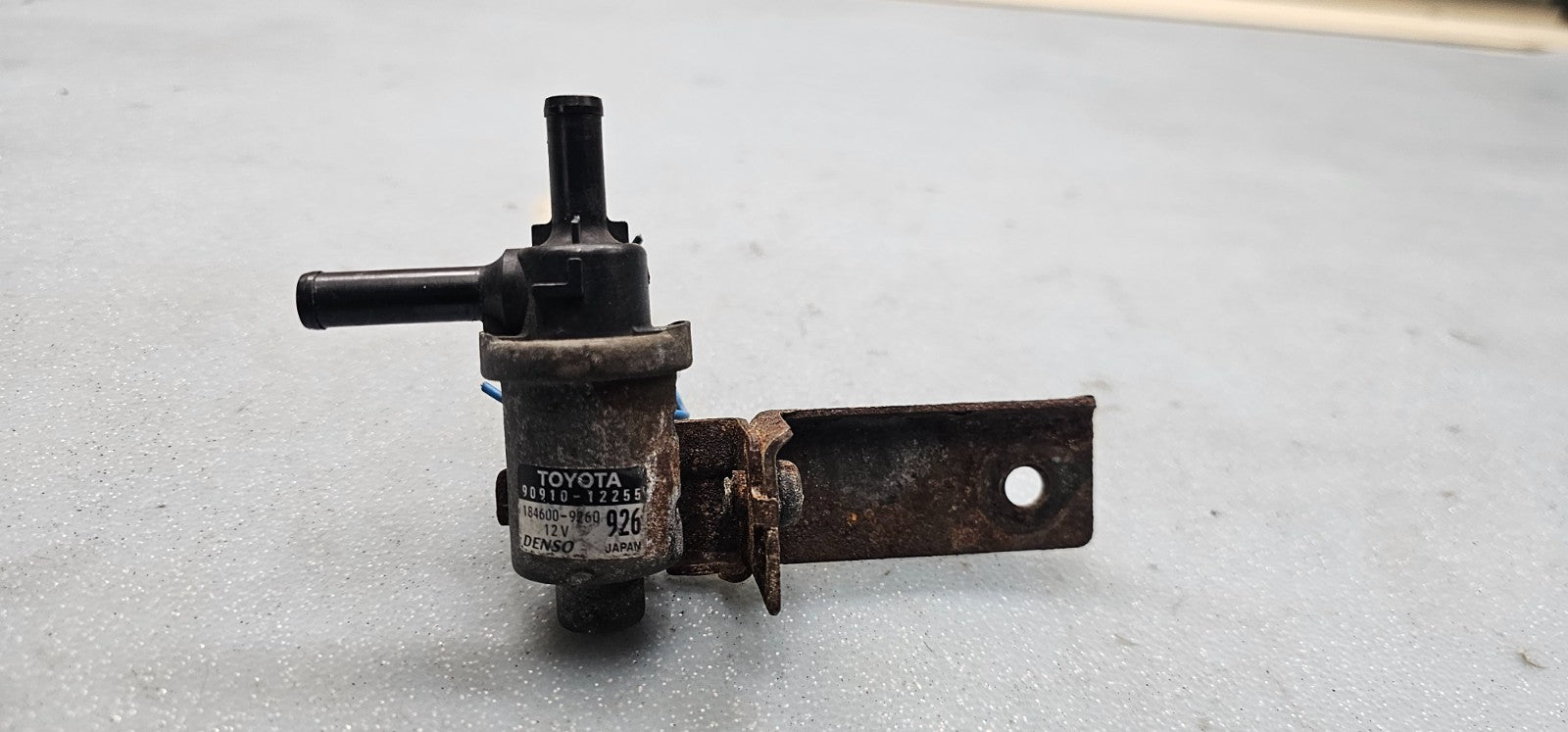 🔥03-06  Toyota Corolla /Matrix Vacuum Switch Valve /TC