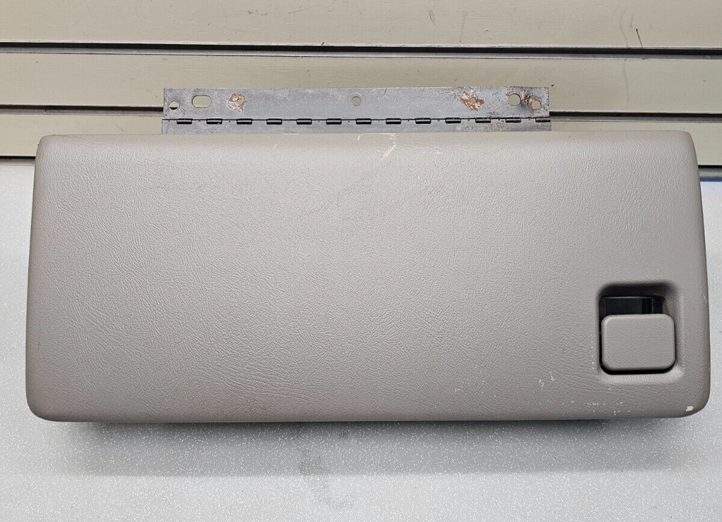 🔥99-06 Chevy SILVERADO SIERRA Dash GLOVE BOX Storage Compartment LIGHT GRAY G3