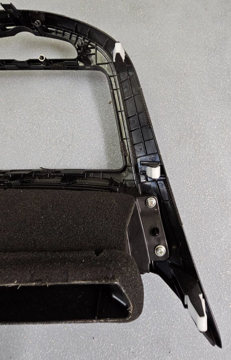🔥12-17 ACCENT CENTER DASH FM RADIO STEREO DISPLAY TRIM PANEL BEZEL SILVER/BLACK
