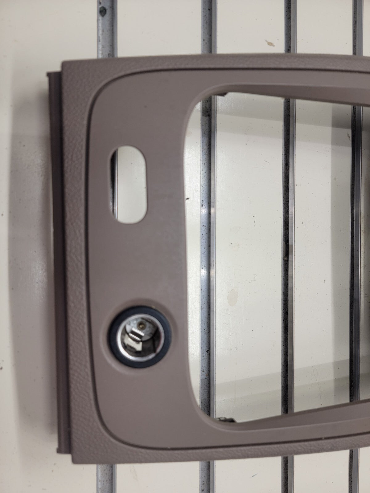 🔥2006-2011 Chevrolet HHR Center Dash Radio Trim w Vents and Switches OEM tan