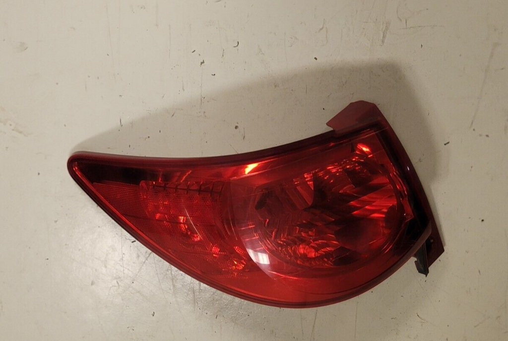 🔥2009-2012 Chevrolet Traverse Left Tail Light Taillamp Driver Side