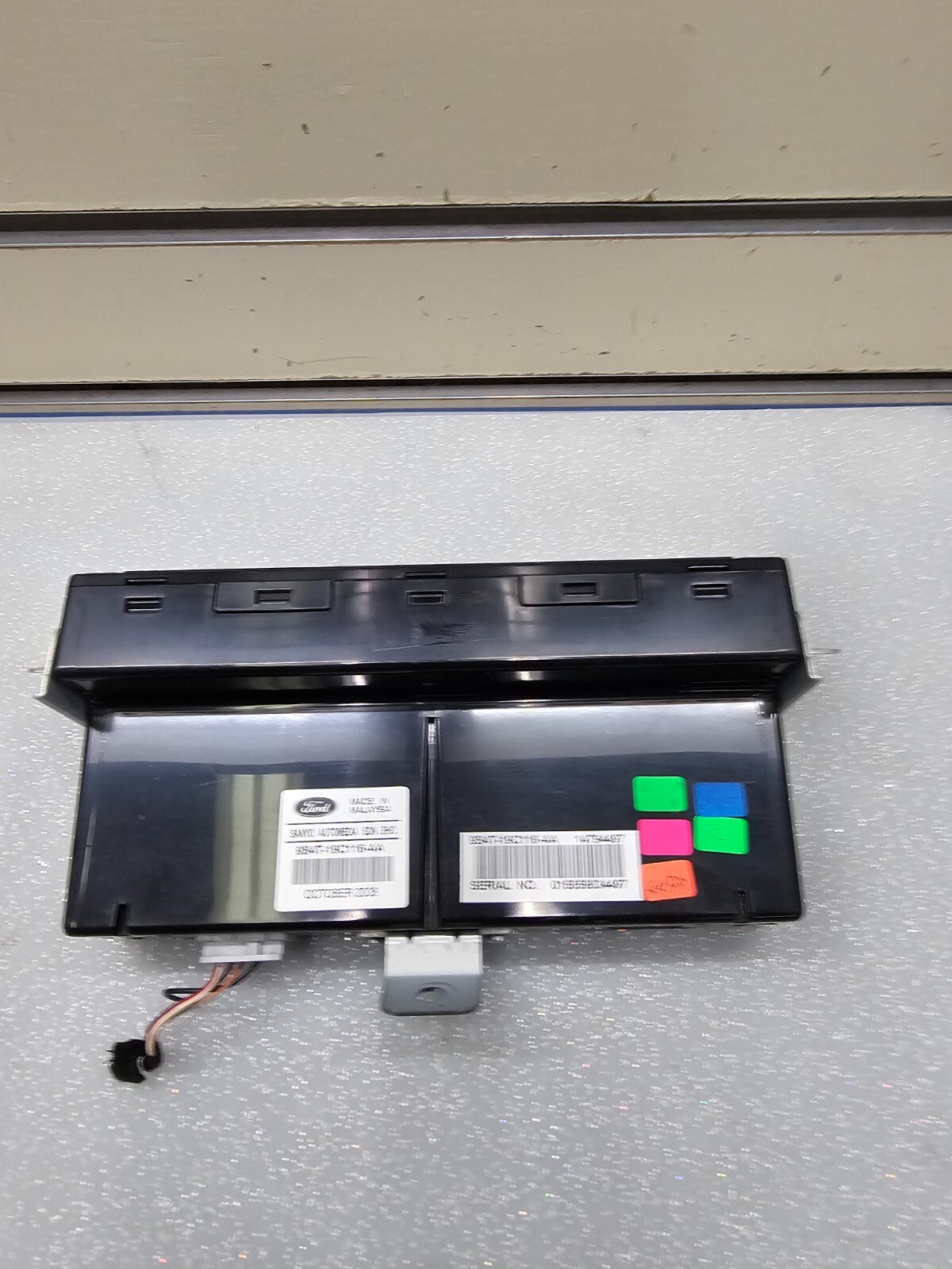 09 Ford Focus AUDIO RADIO EQUIPMENT TEMP INFIRMATION DIGITAL DISPLAY DIRECT OEM