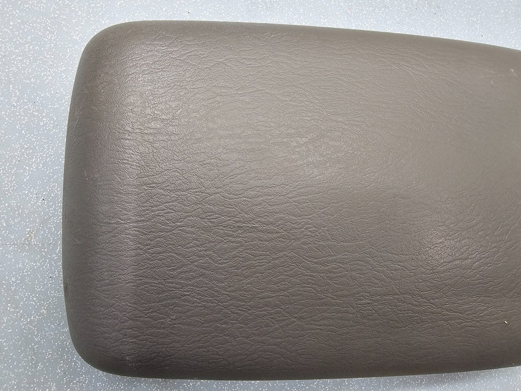 🔥02-07 Jeep Liberty Front Center Console Arm Rest Cover Lid Assembly DK TAN OEM