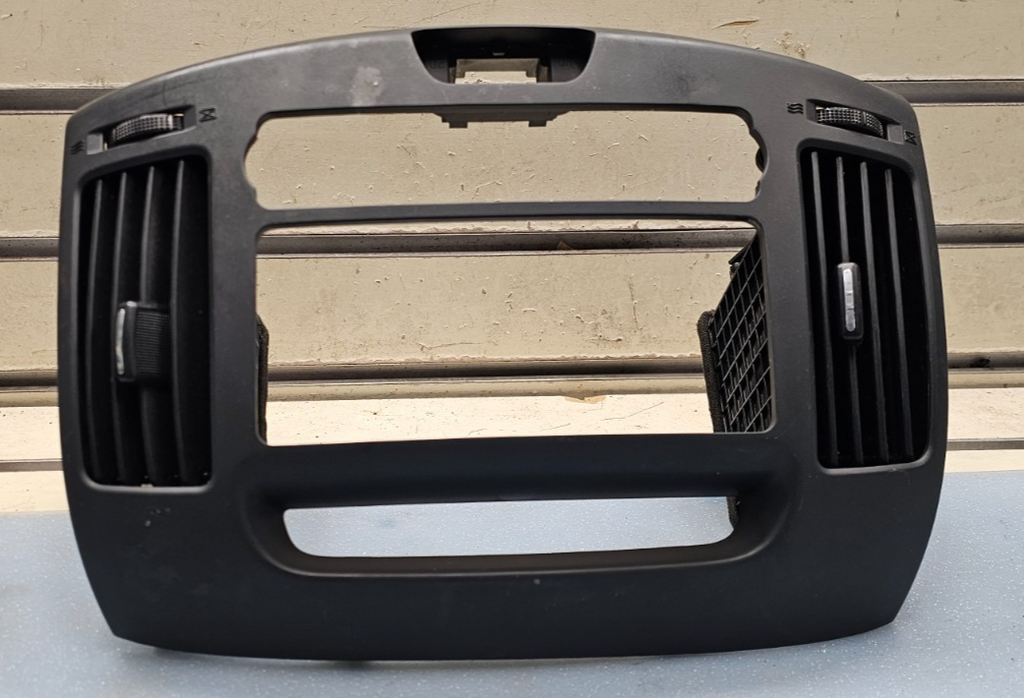 🔥07-10 Elantra Dash FM Radio Display Stereo Bezel Trim Instrument Panel Black