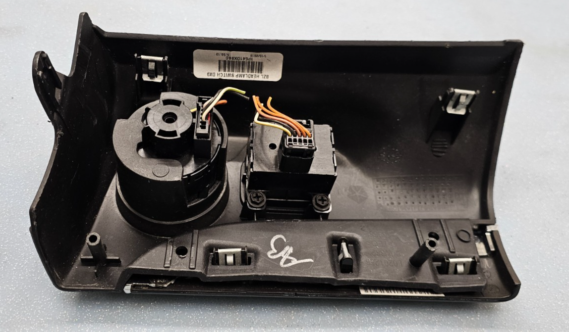 🔥11-16 Chrysler Town & Country Headlight Head Light Dimmer Switch Panel Black