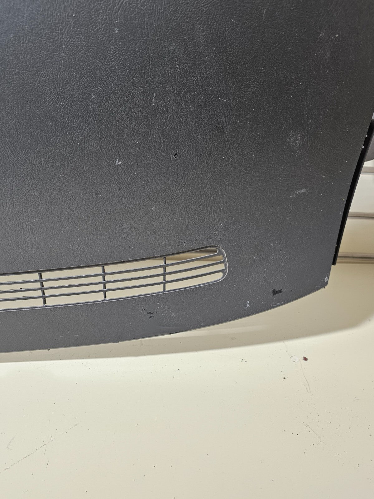 🔥99-06 SILVERADO SIERRA TAHOE Upper Cap Cover Top Dashboard Pad GRAPHITE DP1