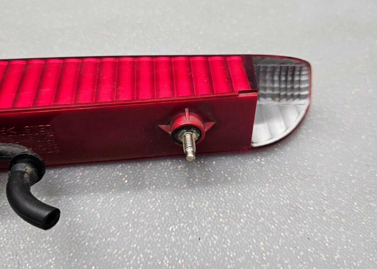 🔥2003-2007 Nissan Murano Rear 3rd Third Brake Light High Mount OEM