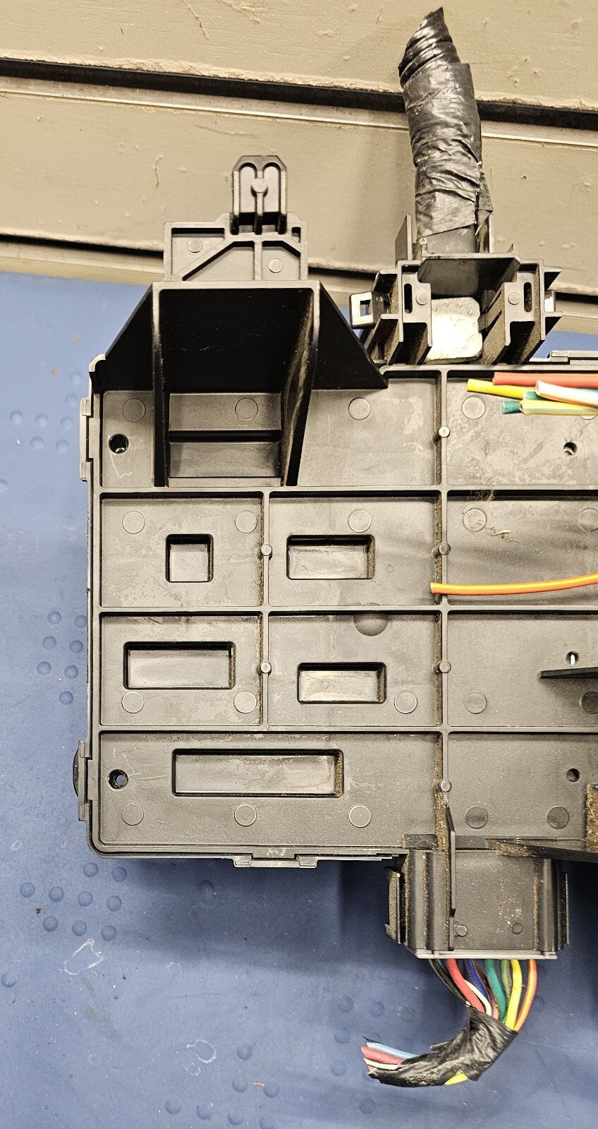 🔥04 -07 Ford F150 Fuse Box Power Distribution 5l3t14a067bc  5L3T-14A067-BC