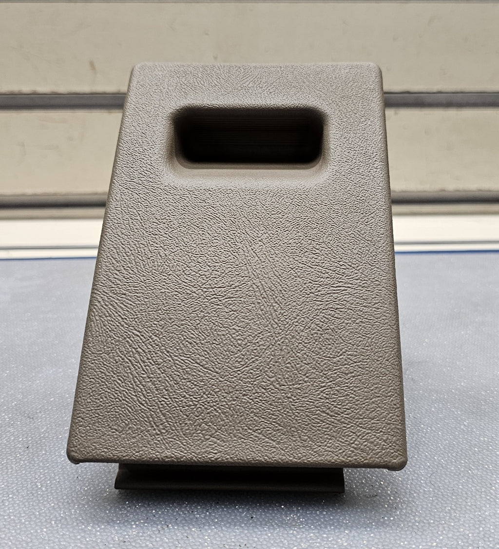🔥95-98 CHEVY GMC SILVERADO YUKON TAHOE C/K Lighter Port Ashtray ash tray Tan