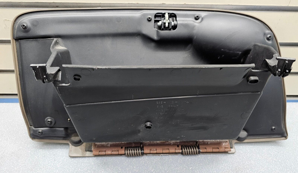 🔥97-03 FORD F150 Expedition Glove Box Dash Storage Compartment Lid ASSEMBLY TAN