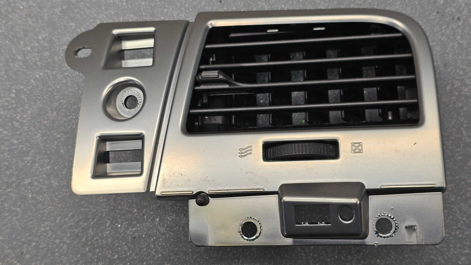 🔥09-12LINCOLN MKS DASH RIGHT PASSENGER AIR VENT HEATER CONDITIONING SILVER VT29