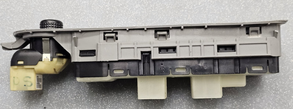 🔥07-14 Chrysler 200 patriot Dakota Left Driver Master Window Switch Grey