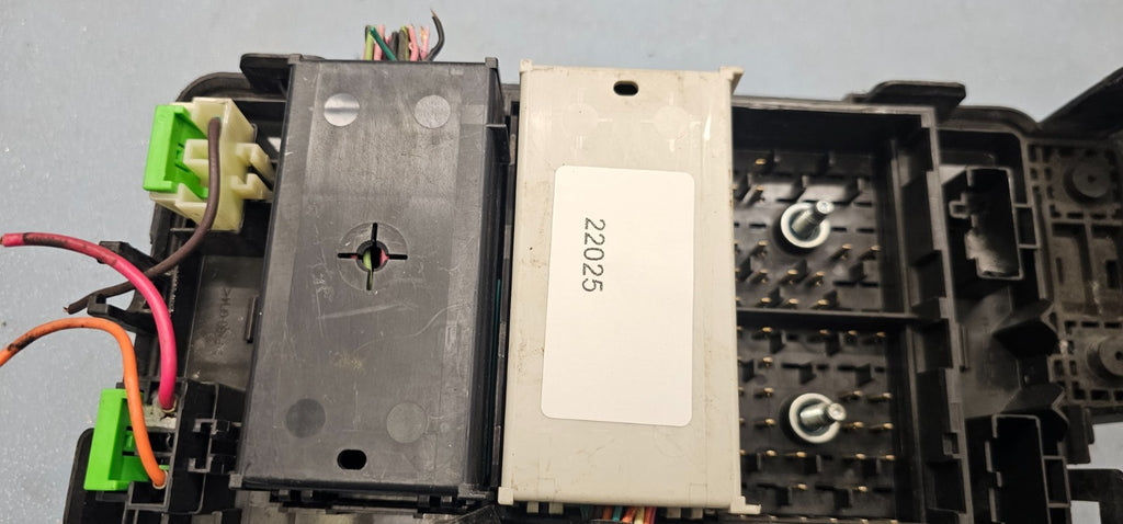 🔥04-06 Chevy Colorado GMC Canyon Fuse Box Engine Relay Body Control Module OEM