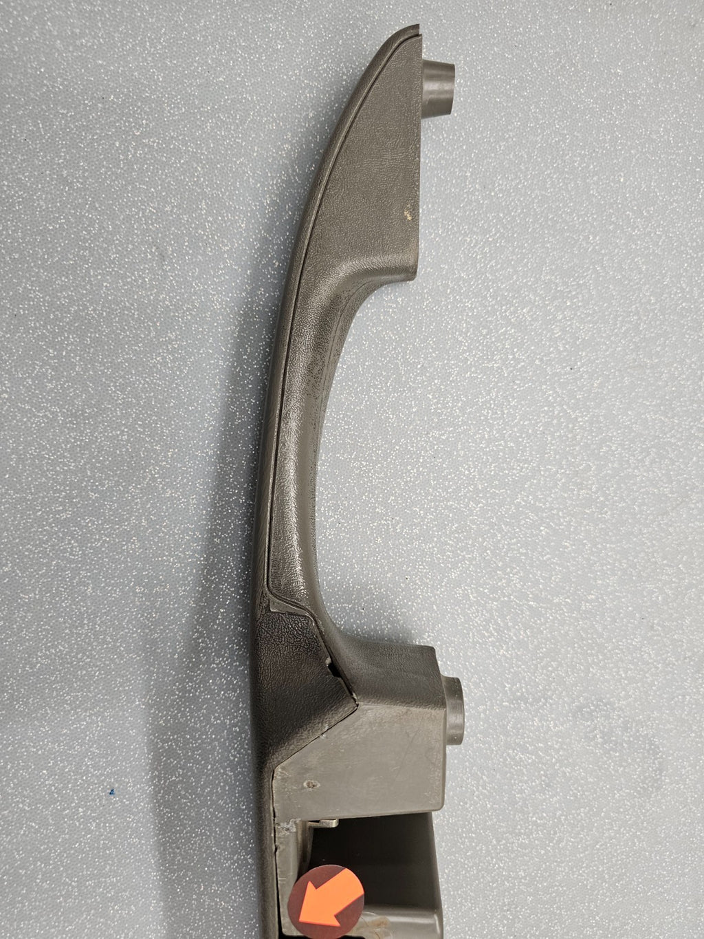 🔥03-18 Express Savana Inside Left Driver Pull Door Panel Handle Armrest DK Gray