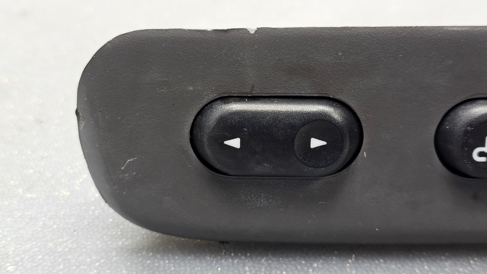 99-03 Ford Windstar Front Right Passenger Window Door Lock Control Switch Black
