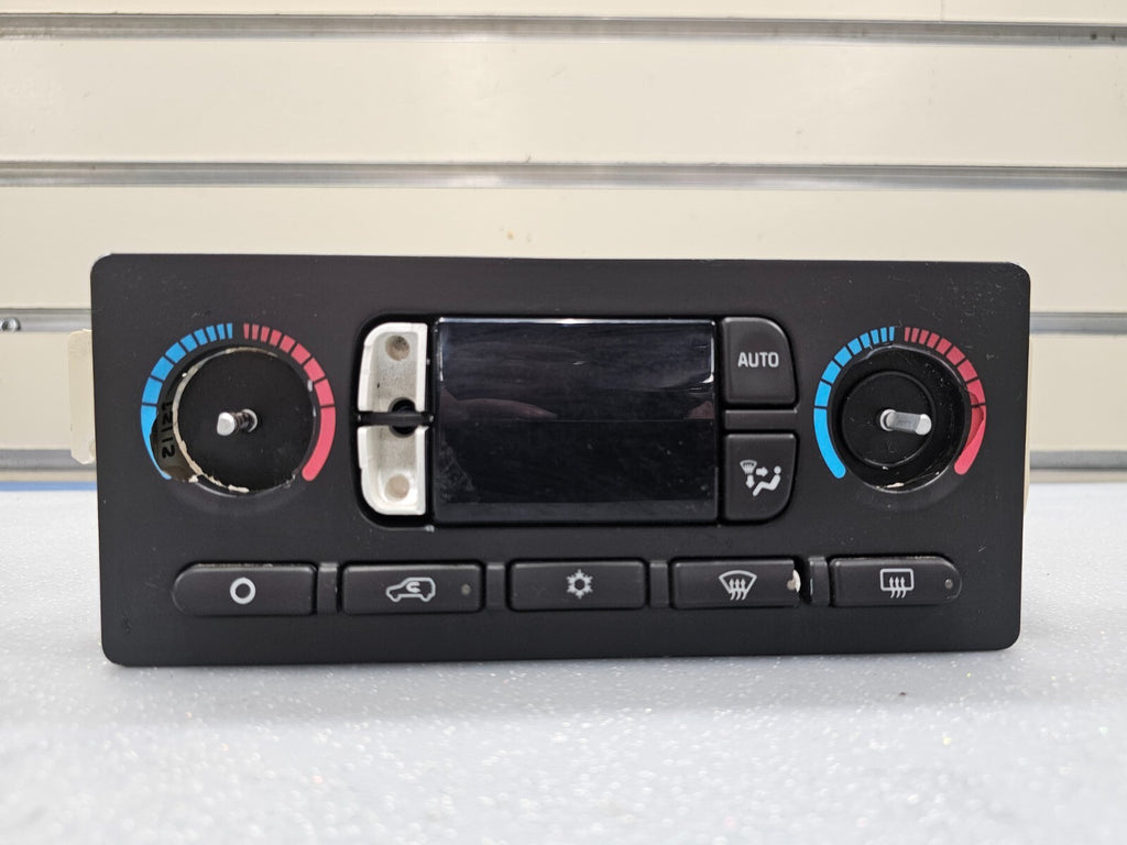 03-06 Silverado Sierra Dash Climate Heater Temperature Control Air Conditioning