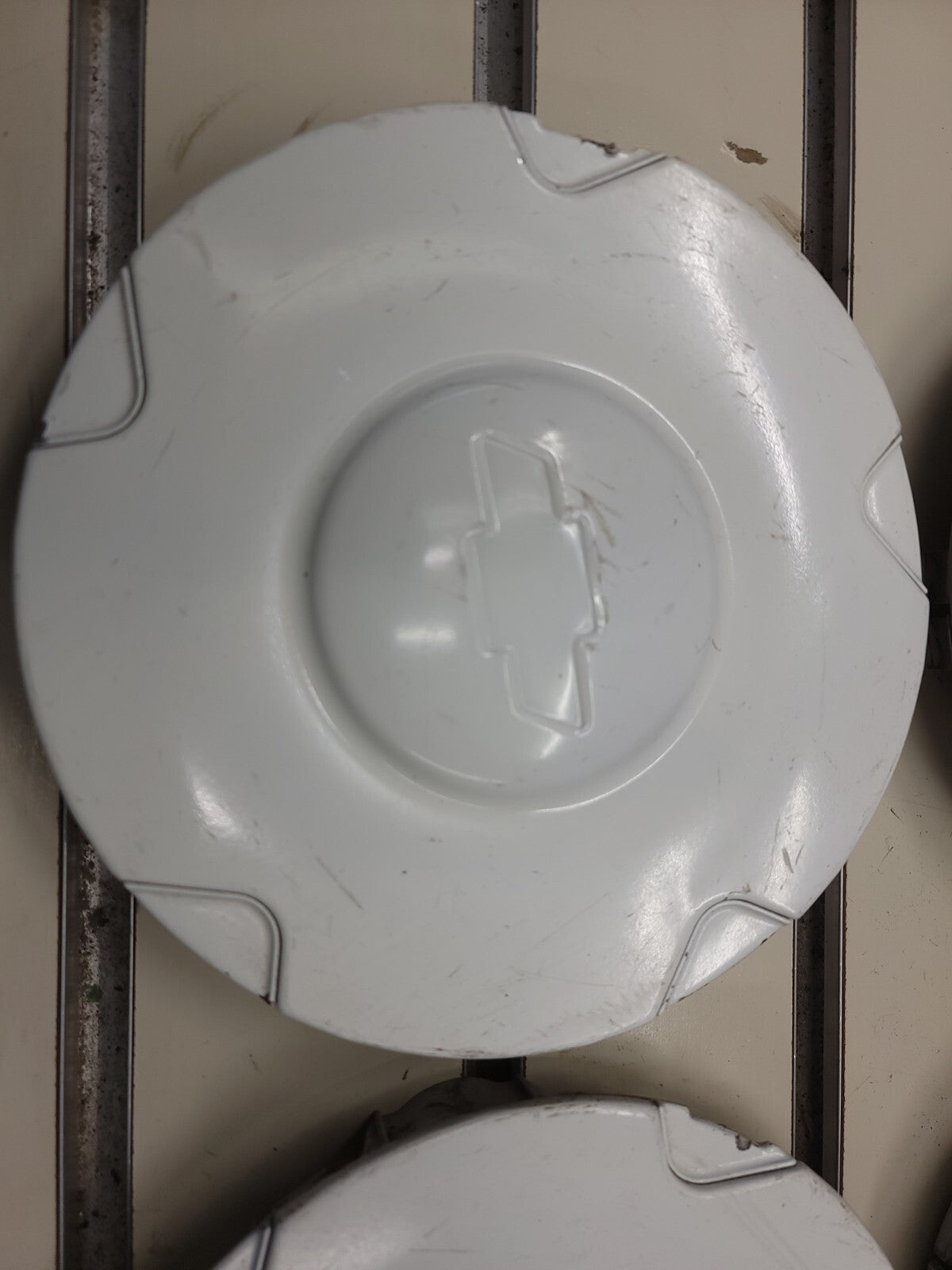 🔥 2002 - 2006 CHEVY TRAILBLAZER 5 SPOKE 16" WHEEL center cap hub caps white