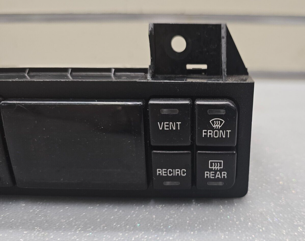 00-05 Buick Lesabre Dash AC Heater Digital Temperature HVAC Climate Control OEM