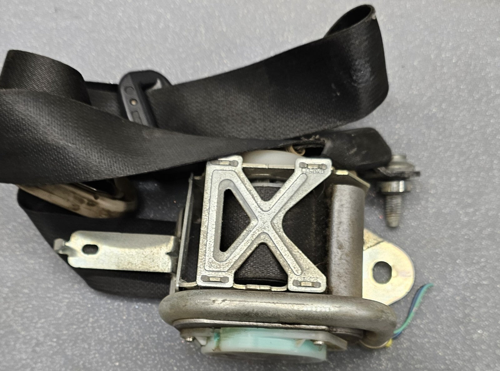 🔥2009 - 2013 Mazda 6 Seat Belt Retractor Drivers LEFT FRONT Black OEM