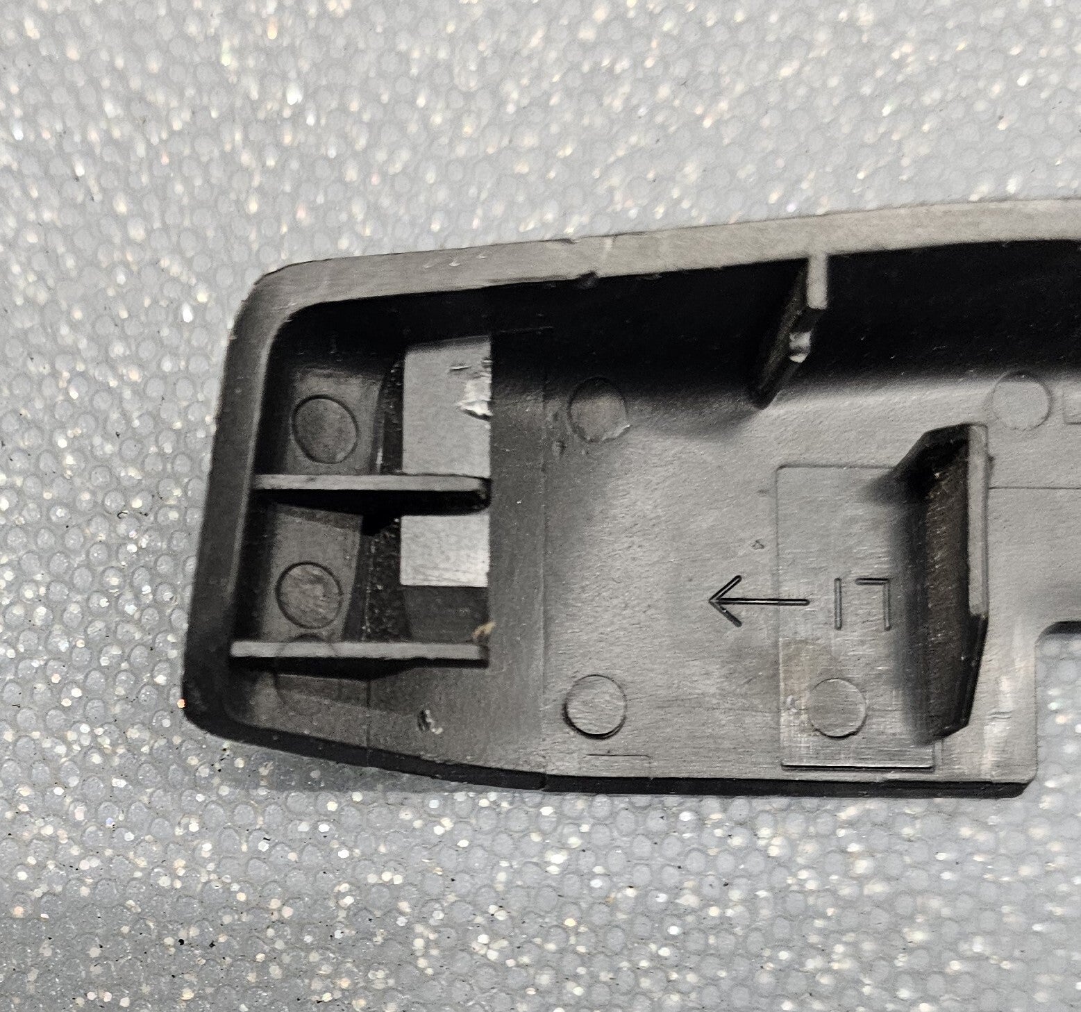 🔥2003-2011 Honda Element Side door interior Trim window Hinge Cover L or R OEM