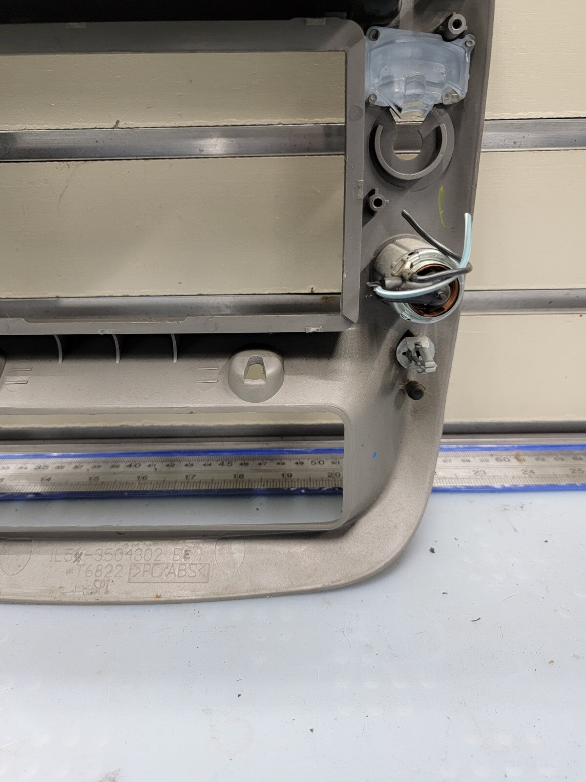 1995-2010 Ranger EXPLORER Radio Center Dash Trim Bezel 4x4 Fog Air Vent BLACK B2