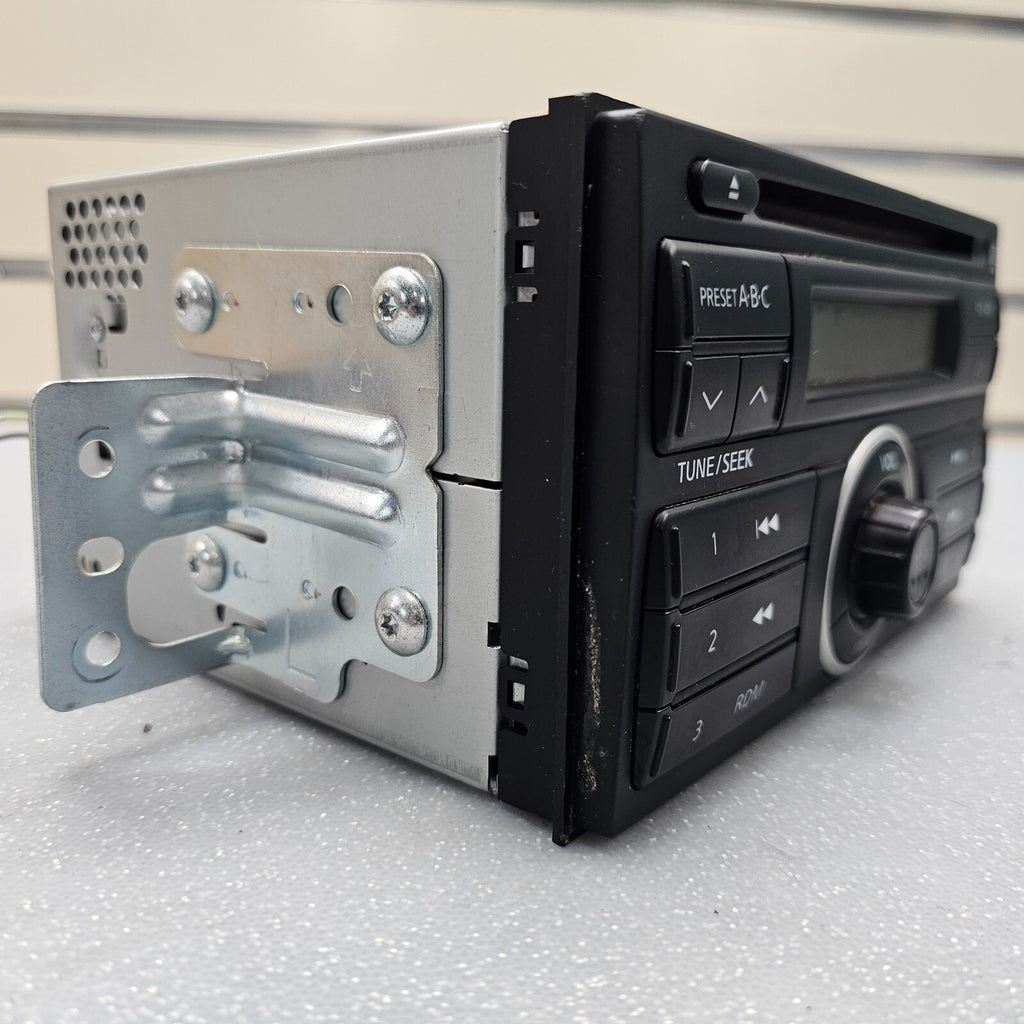 🔥07-09 Nissan Versa Dash Radio Receiver AM FM CD Player Disc OEM