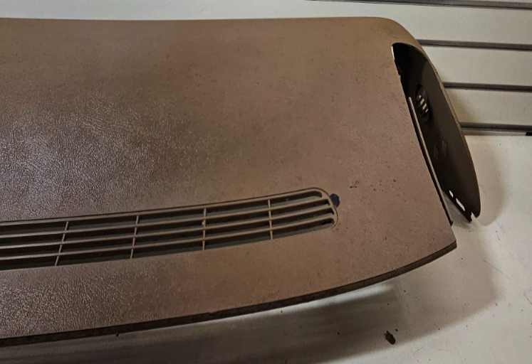 🔥99-06 SILVERADO SIERRA Upper Dash Cap Cover Top Dashboard Tan Assembly DP1