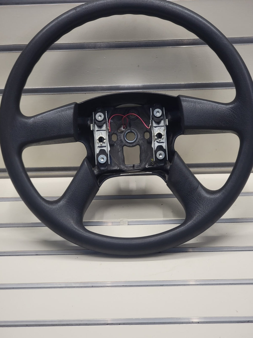 🔥03-06 SILVERADO SIERRA YUKON TAHOE SUBURBAN STEERING WHEEL LEATHER BLACK