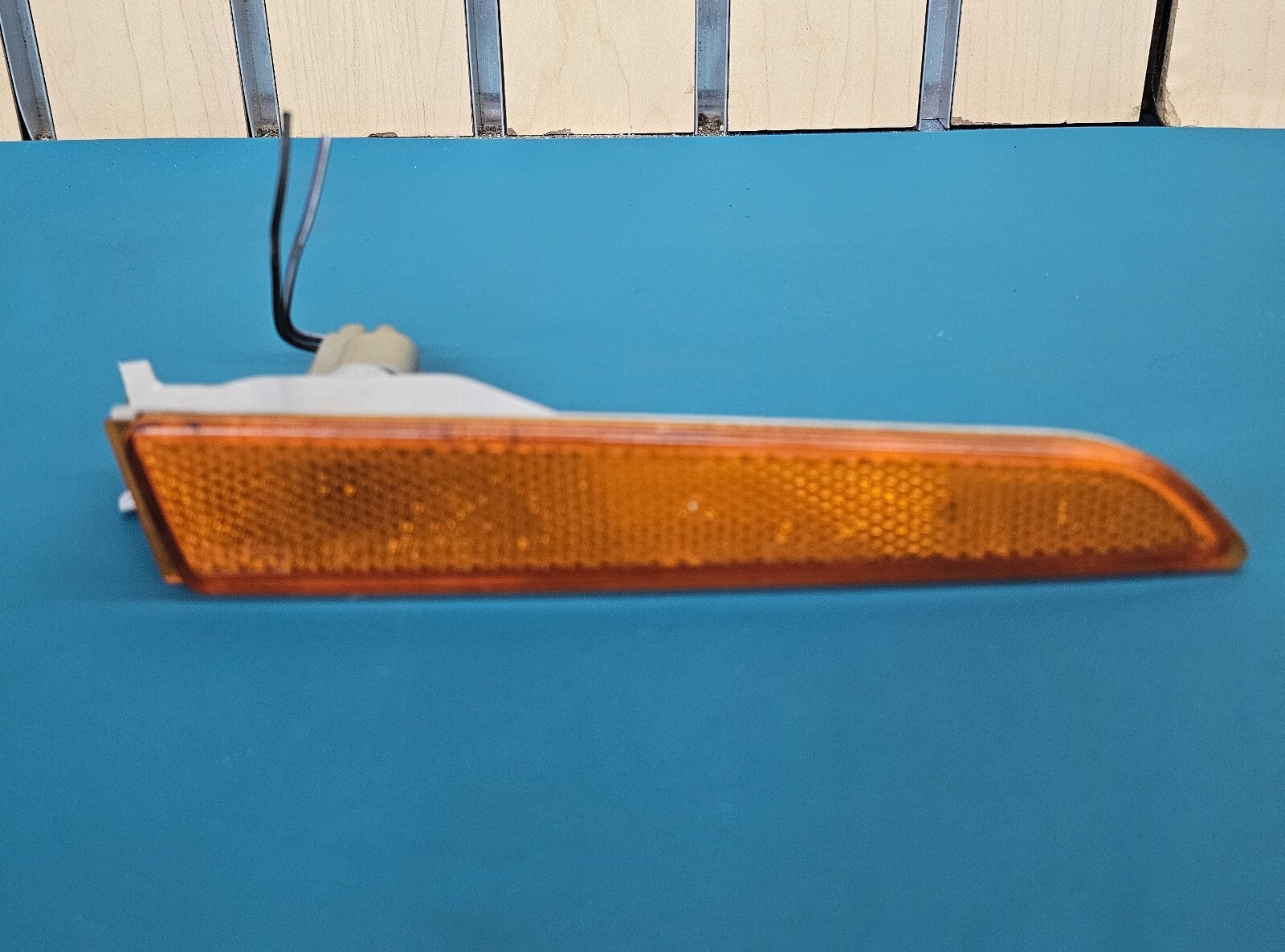 2010-2012 FORD FUSION SIDE MARKER LIGHT ASSEMBLY RH RIGHT PASSENGER OEM