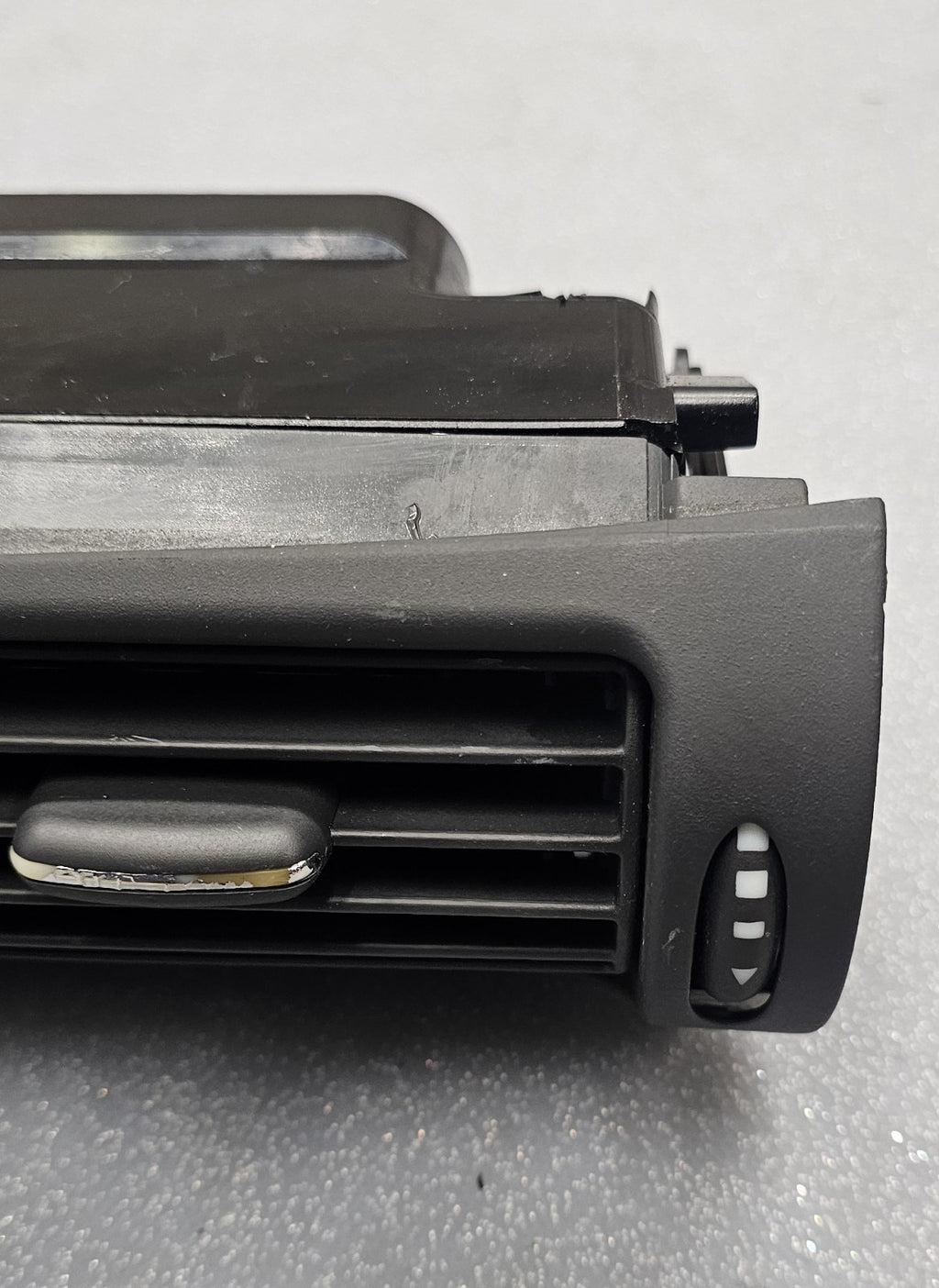 🔥01-07 MERCEDES W203 C230 C240 C320 CENTER DASH AC VENT BLACK OEM