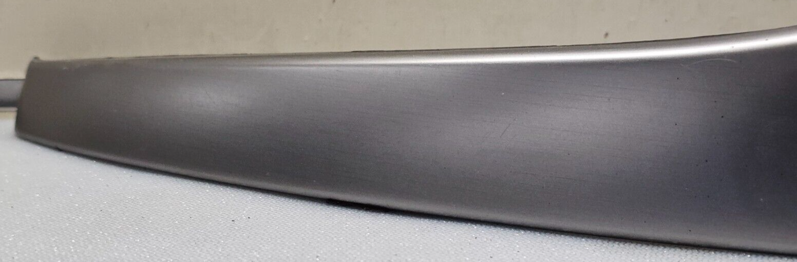 03-06 SORENTO CENTER DASH LEFT DRIVER AC AIR VENT CONDITIONING COVER TRIM SILVER