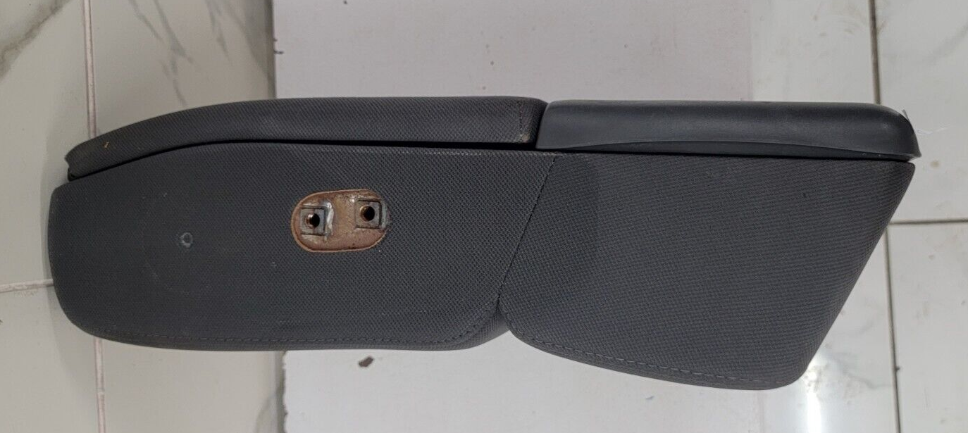 04-08 Ford F-150 Jump Seat Center Console Armrest Cup Holder Cloth Dark Gray JS1