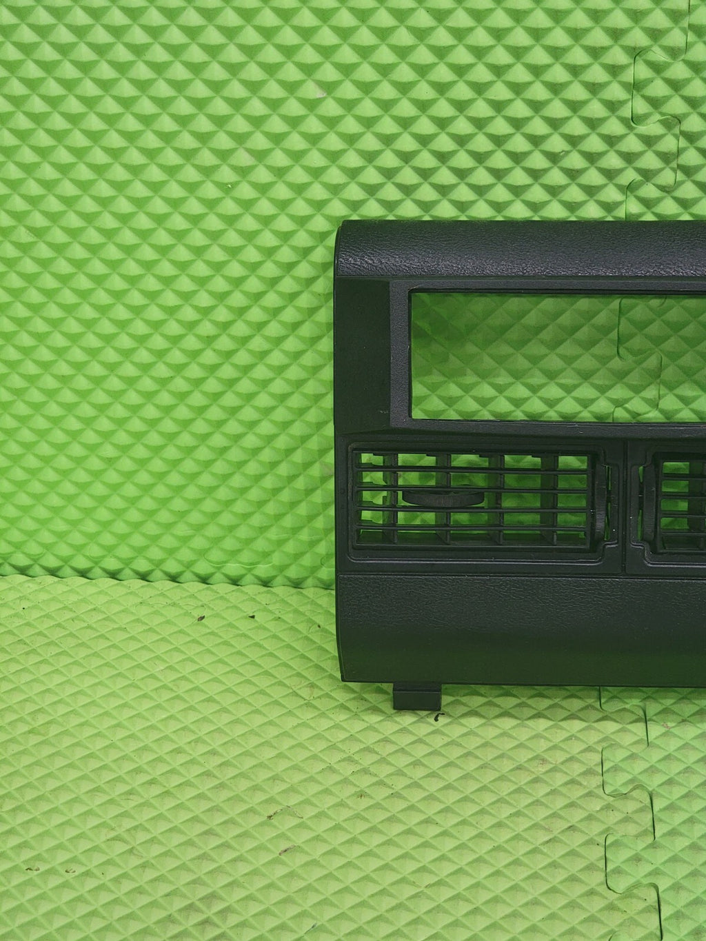 🔥88-94 Chevy GMC Yukon C/K Blazer Dash Am FM Radio Strereo bezel Panel Black