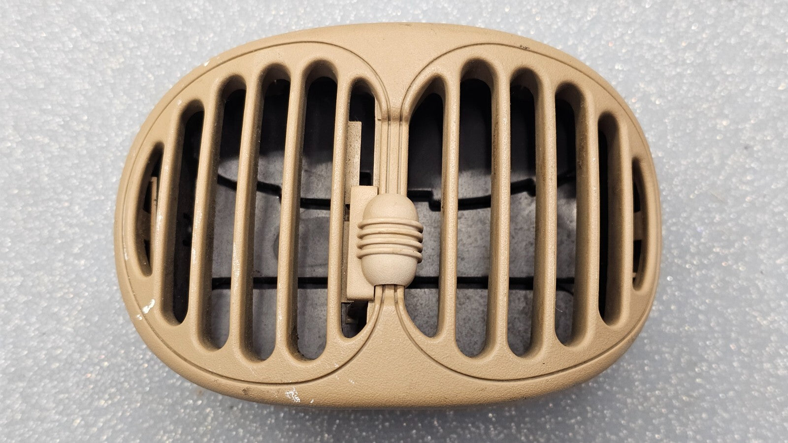 🔥96-00 Plymouth Grand Voyager Dash Right Passenger Air Vent AC Heater Panel Tan