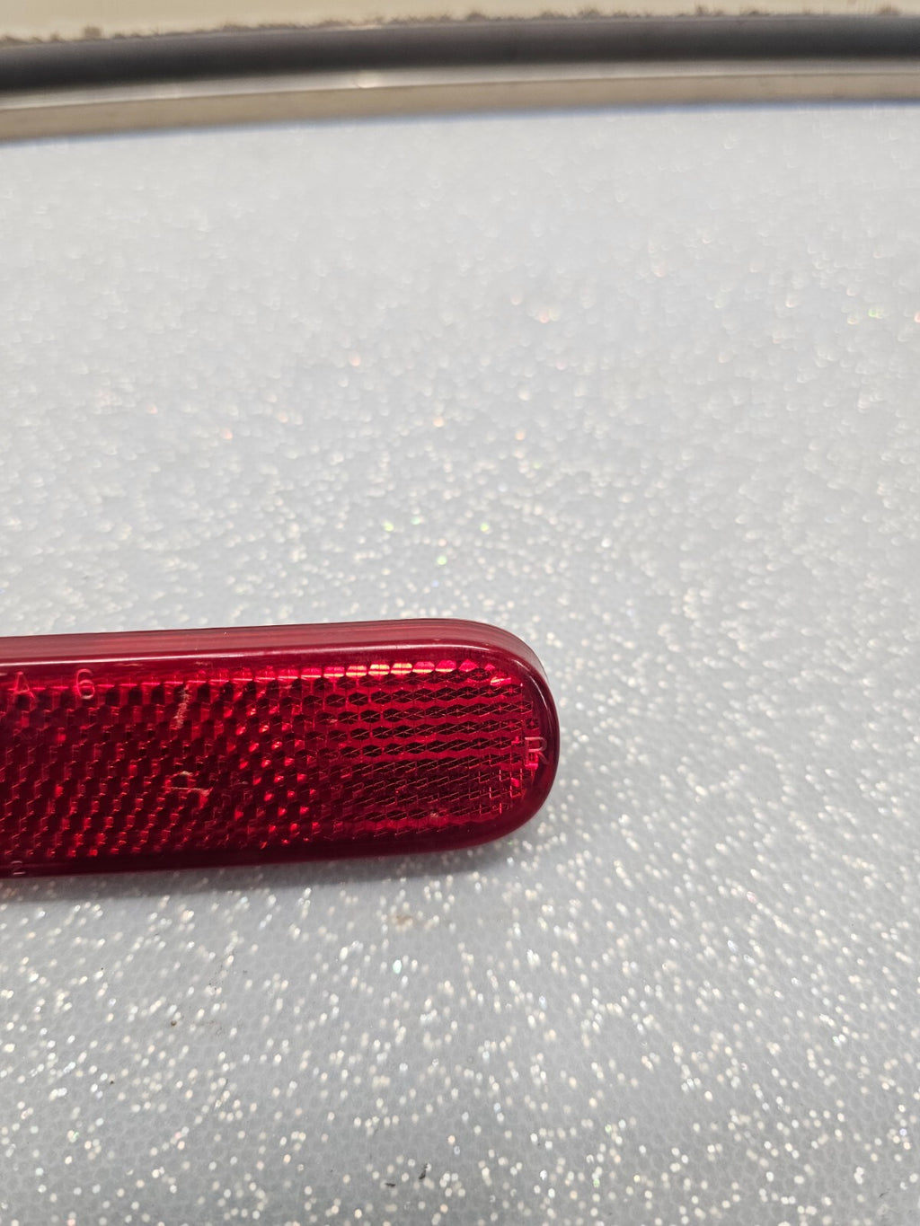 🔥06-11 CHEVROLET HHR REAR SIDE PASSENGER MARKER LIGHT ASSEMBLY REFLECTOR BUMPER